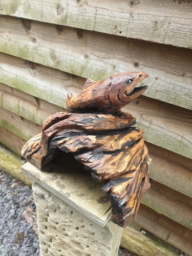 Chainsaw carving fish - chainsaw,