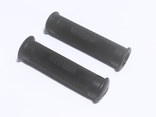 Ducat bevel singles pair grips - singles,