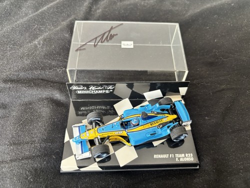 Signed fernando alonso renault - signed,
