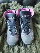  Air Jordan Retro 7 Valentines Day. Ladies or girls size UK 3.5