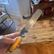 Vintage Prestige / Skyline Palette Utensil - Flipper / Lifter - Yellow Handle