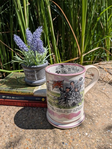 Antique sunderland lustre frog - lustre,