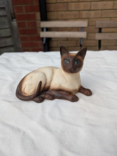 Ceramic sitting siamese cat - ceramic,