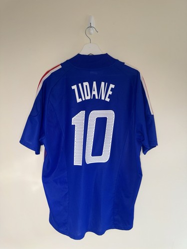 Original france 2002 home - 2002/04,