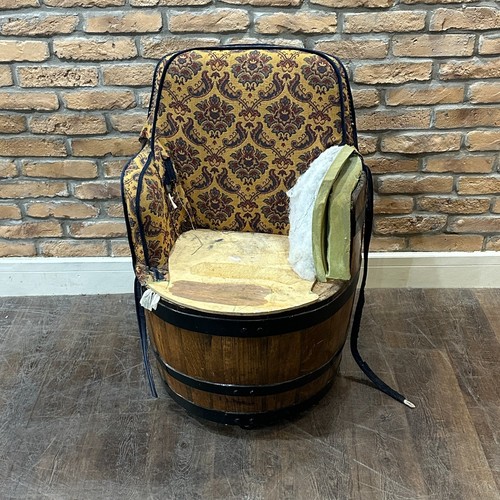 1930s antique barrel chair - antique,
