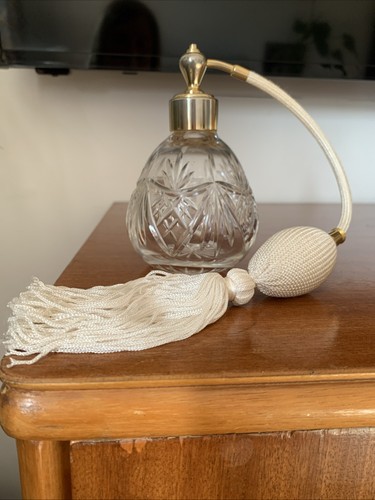 Vintage clear cut - vintage, glass