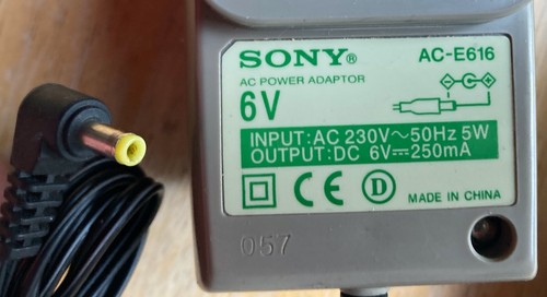 Genuine sony e616 250ma - 6v,