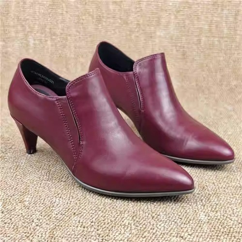Nwot women real - women, sheepskin
