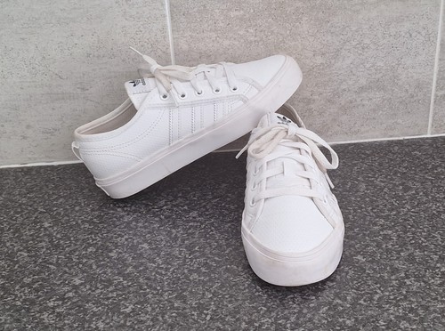 Adidas nizza bb5574 triple - *,