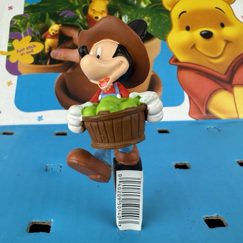 Winnie the pooh mickey - the,