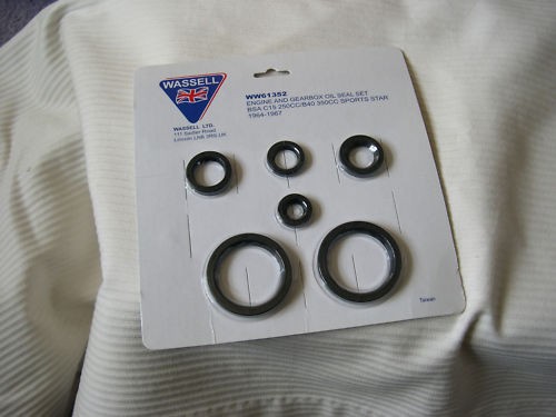 Bsa c15 b40 - bsa, seal