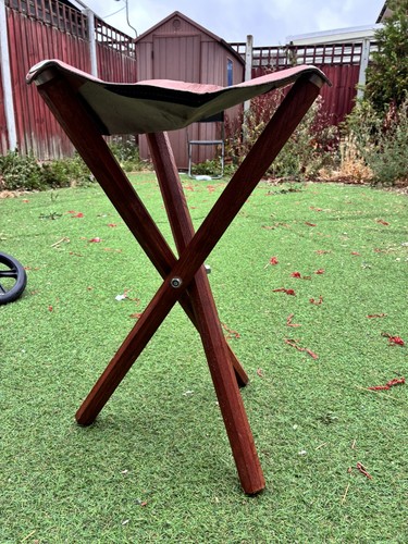 Wooden folding tripod stool - wooden,