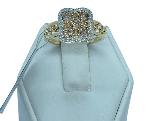 Champagne white diamond 9k - &,
