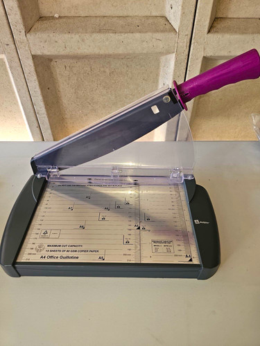 Avery office guillotine - office,