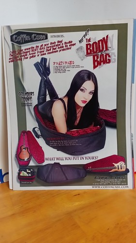 Coffin case body bag guitar - ,
