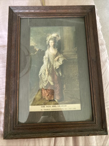 Print the honourable - the, mrs