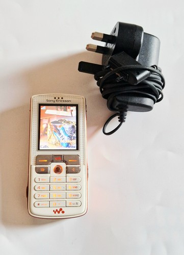 Sony ericsson w800i - ericsson, 1st