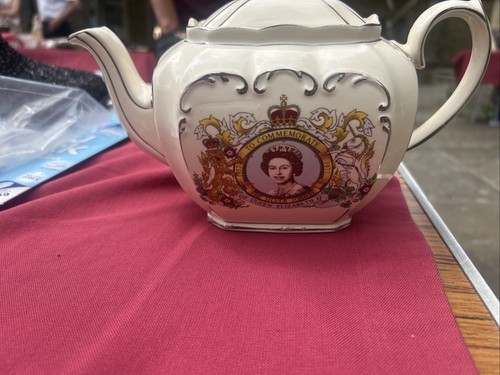 Vintage queen elizabeth - vintage,