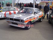 PHOTO  2.3 DEALER TEAM