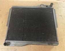 MG NRP 1153 MGB TOURER & MGB GT ELECTRIC FAN TYPE RADIATOR (SHOP SOILED)