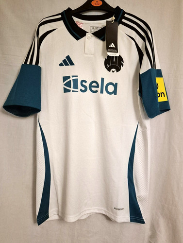 Newcastle united football 3rd - united,