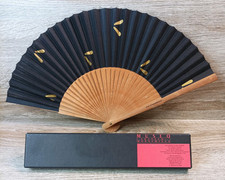 Museo Thyssen-Bornemisza Hand Painted Japanese Pattern Folding Fan