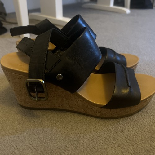 Superb black leather ugg - superb!,
