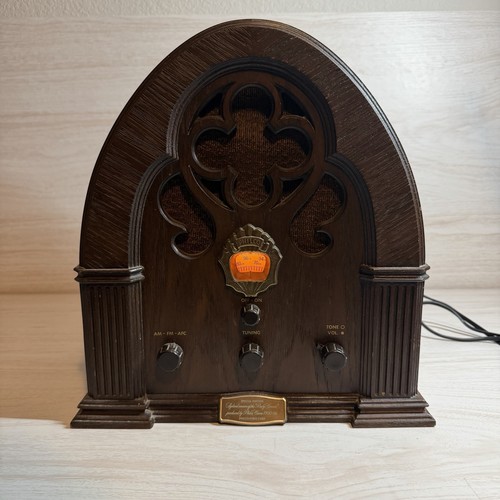 Antique philco model - r-90, baby