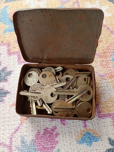 Old toffee tin - tin, vintage