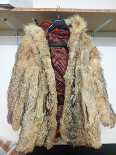 Vintage women genuine coyote - vintage,