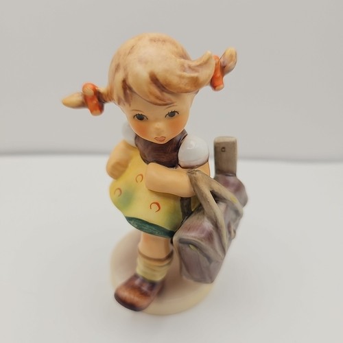 Goebel hummel figurine girl - goebel,