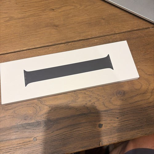 Apple watch solo loop - watch,