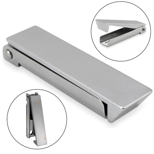 Baggage door catch - door,