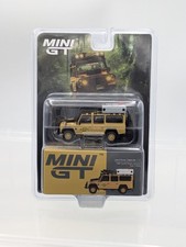 Mini GT Land Rover Defender