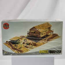 Vtg Airfix Jungle Outpost