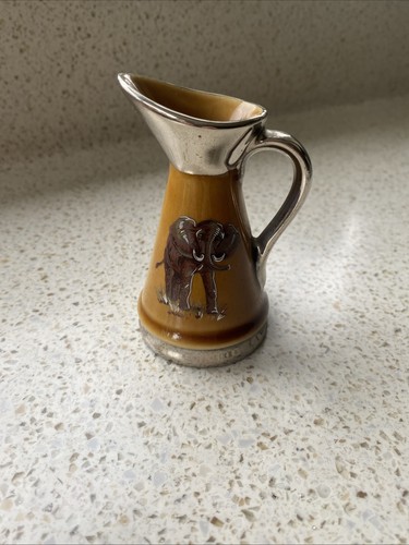Wade pottery miniature jug - pottery,