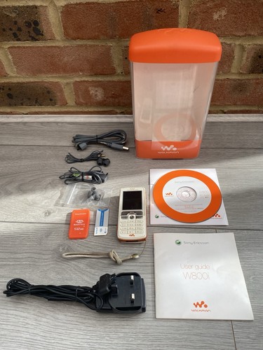 Vintage sony ericsson w800i - vintage,