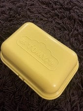 Tomy Hide and Squeak Eggs -