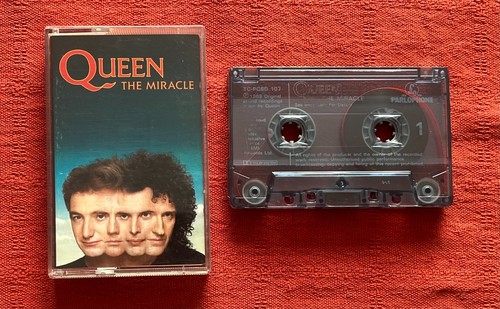 Queen cassette tape - queen,