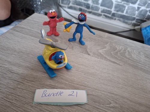 Sesame street diecast - street,