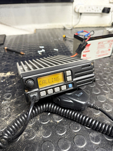Icom f1010 vhf - vhf, analog
