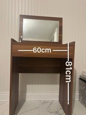 Opening Mirror Vanity/dressing