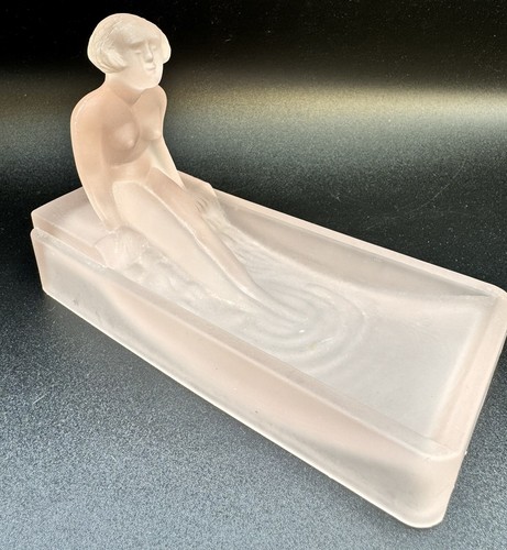 Vtg art deco nude lady - lady, bathing