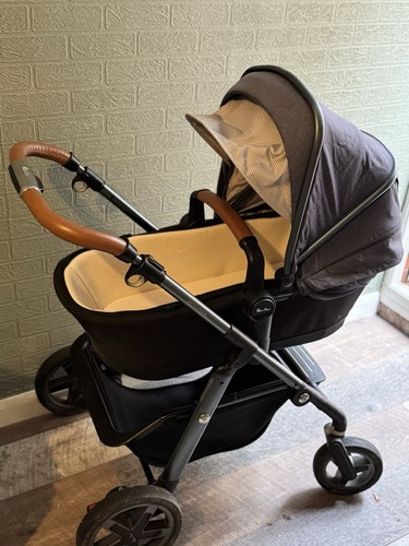 Silver cross pioneer pram - silver,