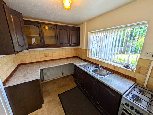 Dark brown wood - dark, u-shape