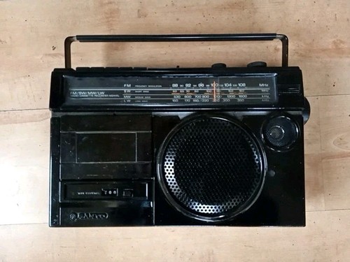 Sanyo vintage ghetto blaster - ghetto,