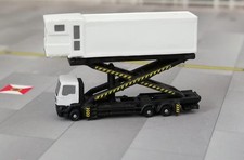 Wings400 /Infinite GSE Catering Trucks 1/400 A320/737. BRAND NEW 