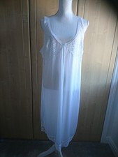VTG GLOSSY NYLON&LACE SEMI