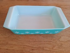 Vintage Pyrex Turquoise Gaiety Snowflake Rectangular Casserole Dish