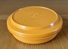 Vintage Tupperware Seal N